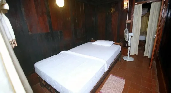 Варкала: Varkala Marine Palace