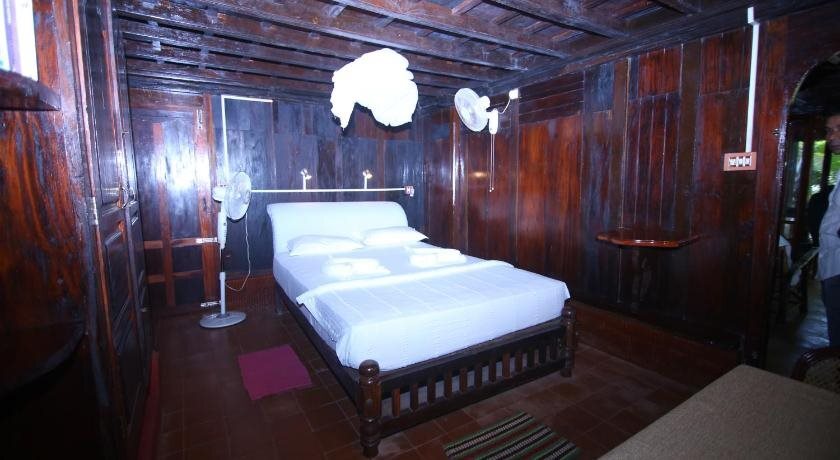 Варкала: Varkala Marine Palace