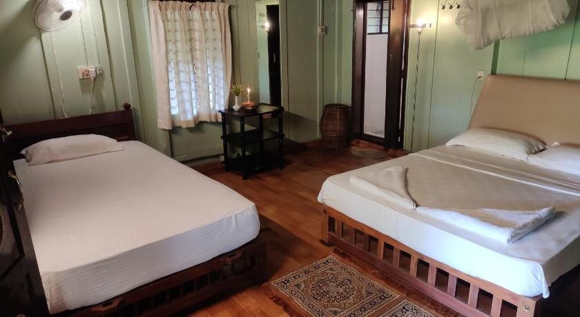 Варкала: Varkala Marine Palace