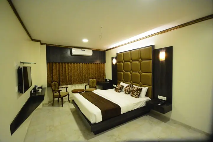 Нашик: Hotel 24 Seven