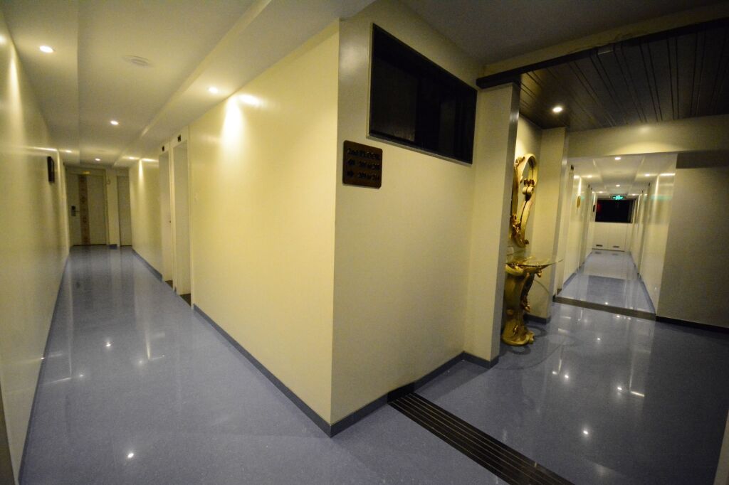 Нашик: Hotel 24 Seven