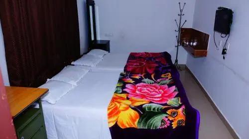 Куттикканам: Thekkekara Tourist Home Vagamon