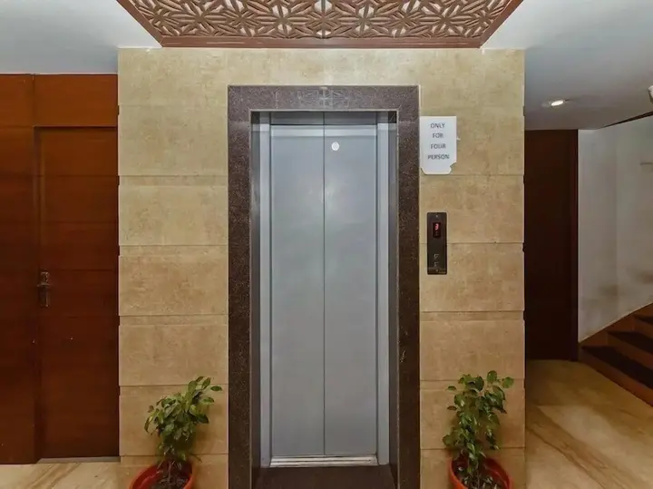 Бхопал: Hotel Crown Palace