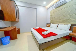 Колхапур: Shri Dwarka lodging