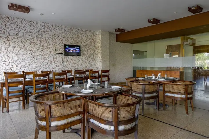 Джайпур: Shivam Resort and Hotel