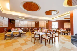 Джайпур: Shivam Resort and Hotel