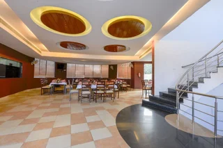 Джайпур: Shivam Resort and Hotel