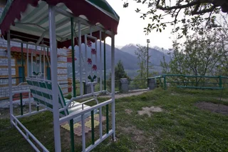 Манали: Foghills Cottages