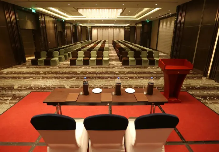Нью-Дели: Pride Plaza Hotel Aerocity New Delhi