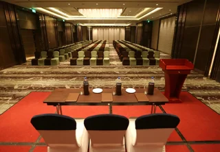 Нью-Дели: Pride Plaza Hotel Aerocity New Delhi