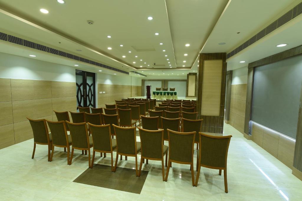 Тирруччираппалли: Mayas Kem Pride Hotel
