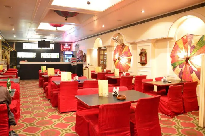 Джайпур: Hotel Maharani Plaza