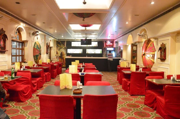 Джайпур: Hotel Maharani Plaza
