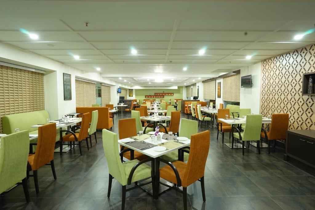 Тхане: Отель The Byke Suraj Plaza Veg