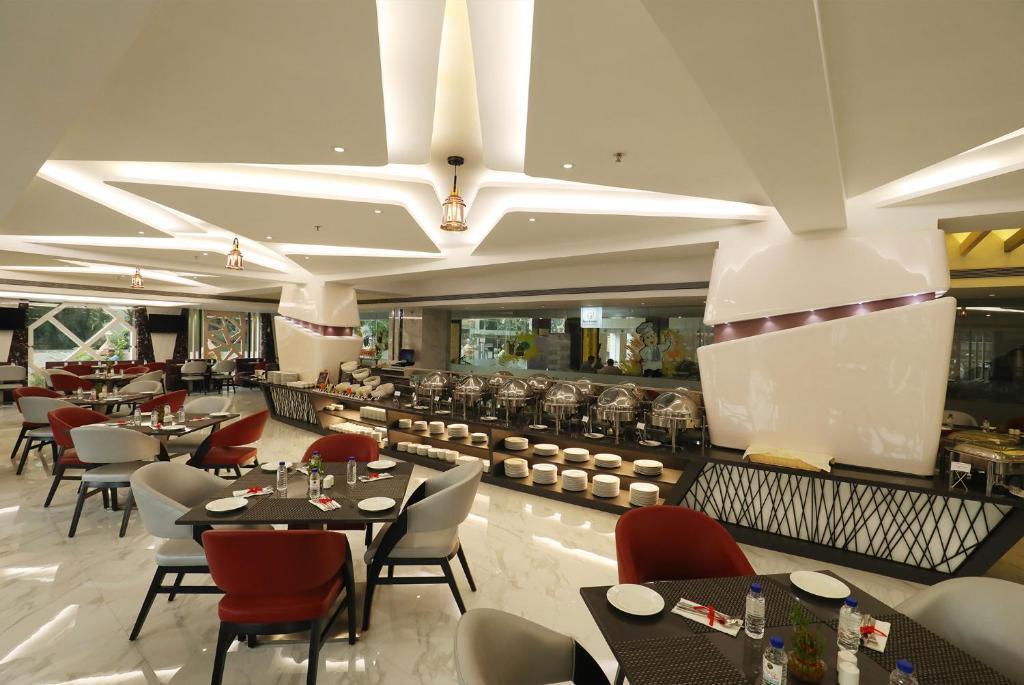 Тхане: Отель The Byke Suraj Plaza Veg