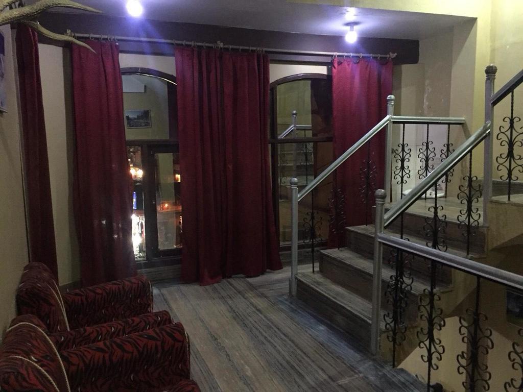 Шринагар: Hotel Babu