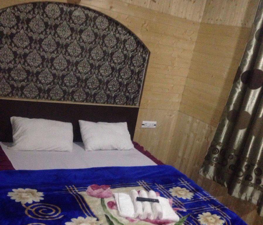 Шринагар: Hotel Babu