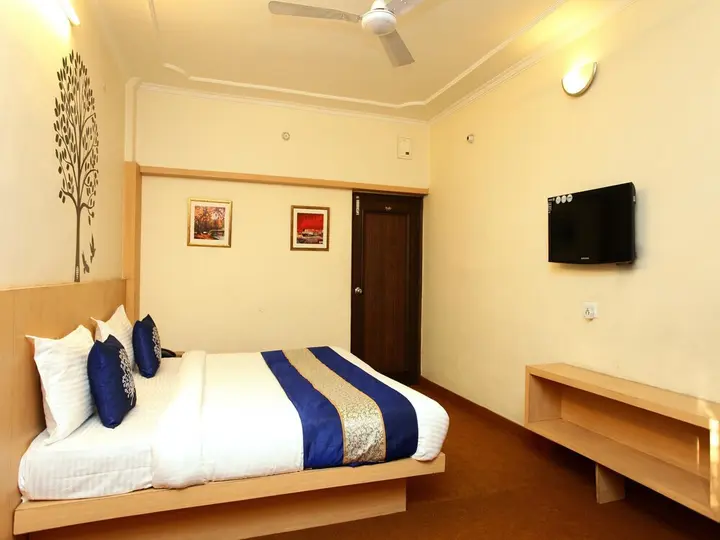 Джайпур: OYO 2289 Hotel Radha Palace