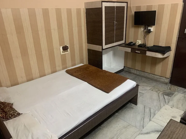 Гувахати: Hotel Prince