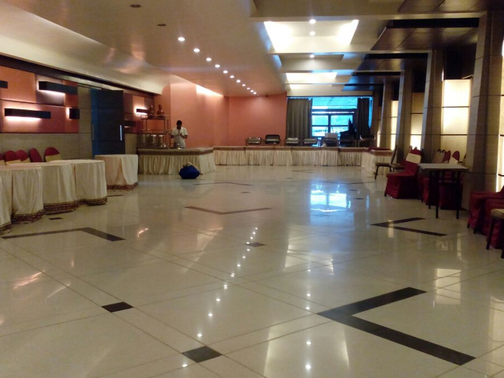 The Shiv Grand — фото 1