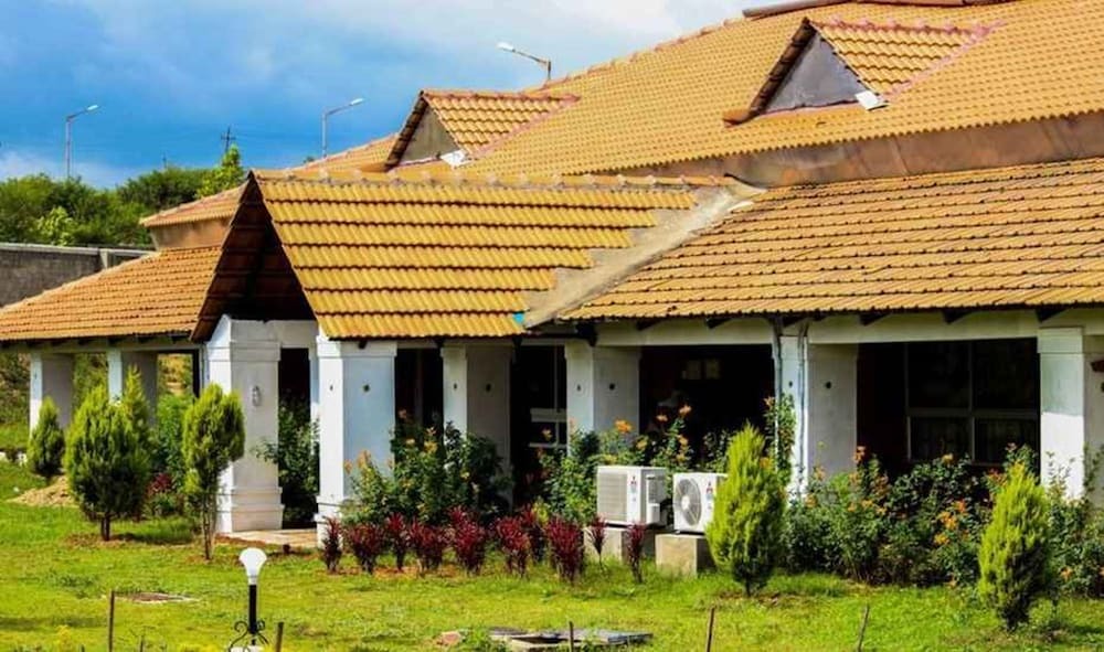 Алюр: Clarks Inn PavanPutra