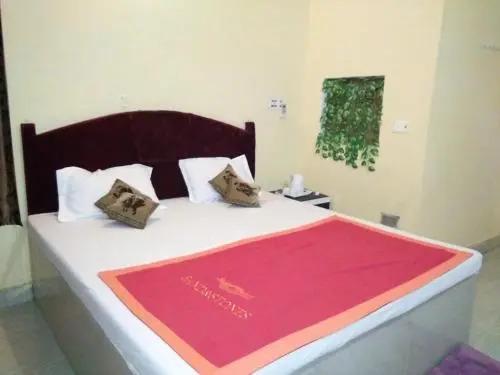 Крепость Jhansi: Hotel Sunset Orchha