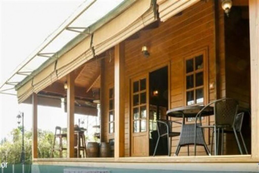 Эрамаллур: Woodhive Serviced Villa