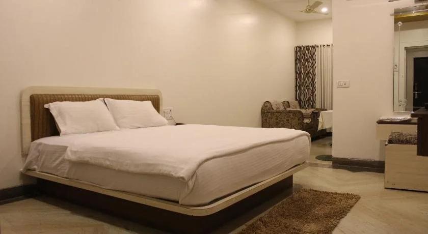 Нандед: Hotel Manju Palace
