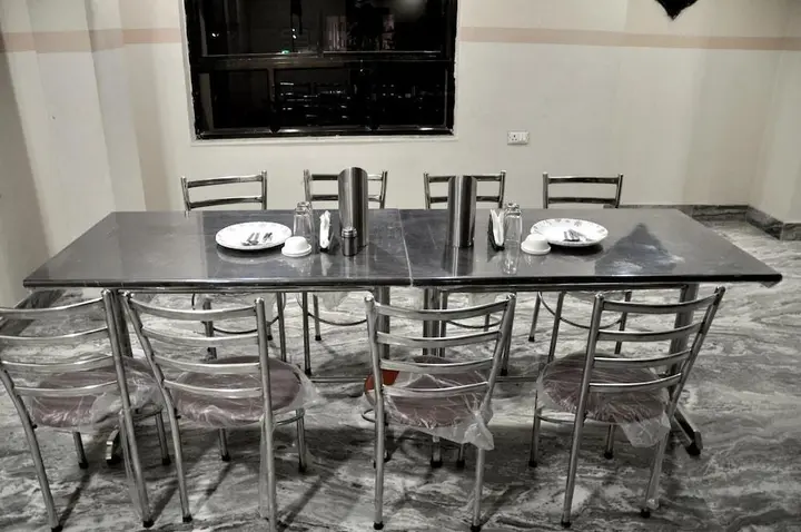 Читторгарх: Hotel Kirti Plaza