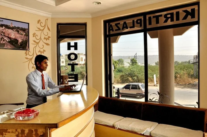 Читторгарх: Hotel Kirti Plaza