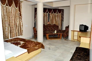Читторгарх: Hotel Kirti Plaza