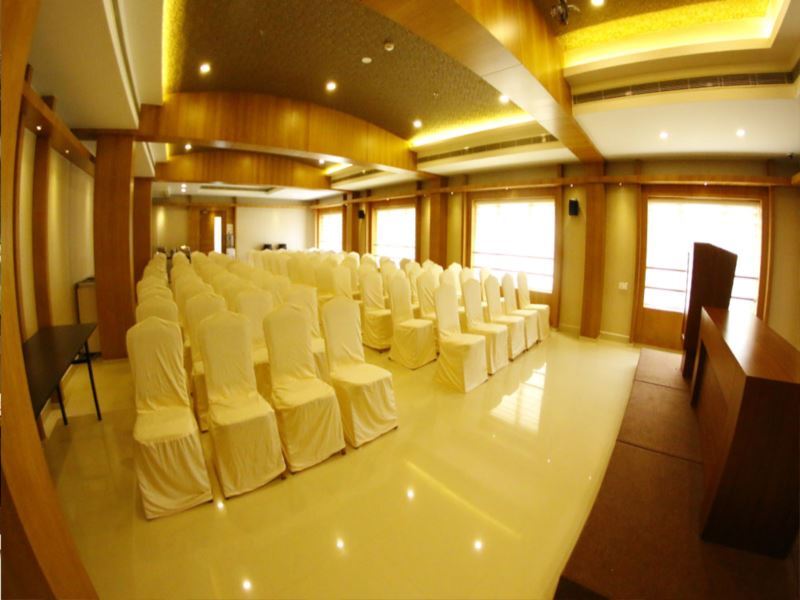 Cheppad: Hotel Saugandhika Residency