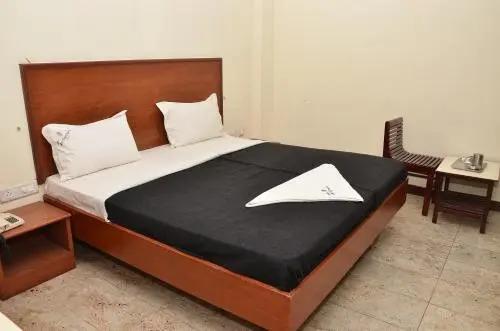 Пунди: Taj Samudra Hotel & Restaurants