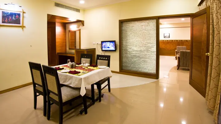 Карур: Nala Hotels - Namakkal