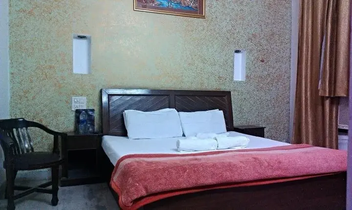 Чандигарх: Hotel Silver Bell