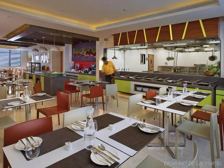 Ченнаи: ibis Chennai City Centre Hotel