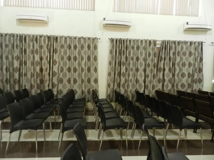 Колхапур: Hotel K Square