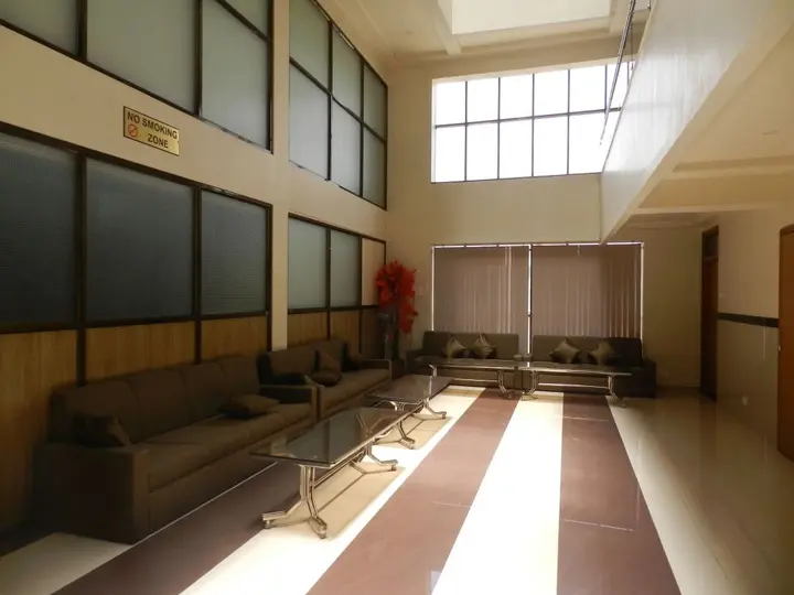 Колхапур: Hotel K Square