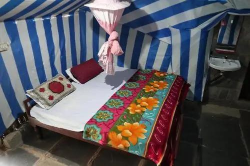 Хоспет: Rambo Guest House