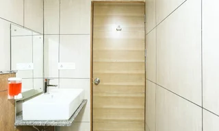 Кондотти: Medora Hotel