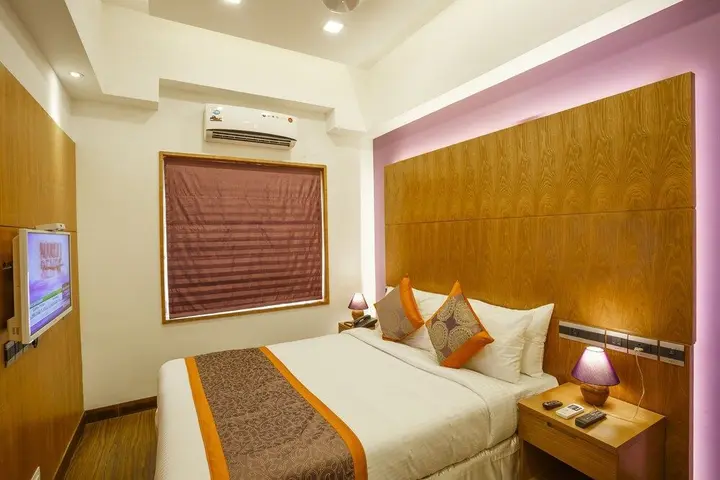 Кондотти: Medora Hotel