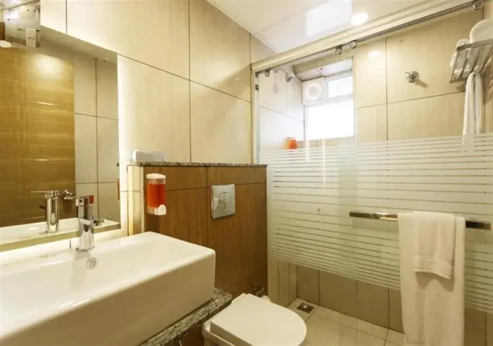 Кондотти: Medora Hotel