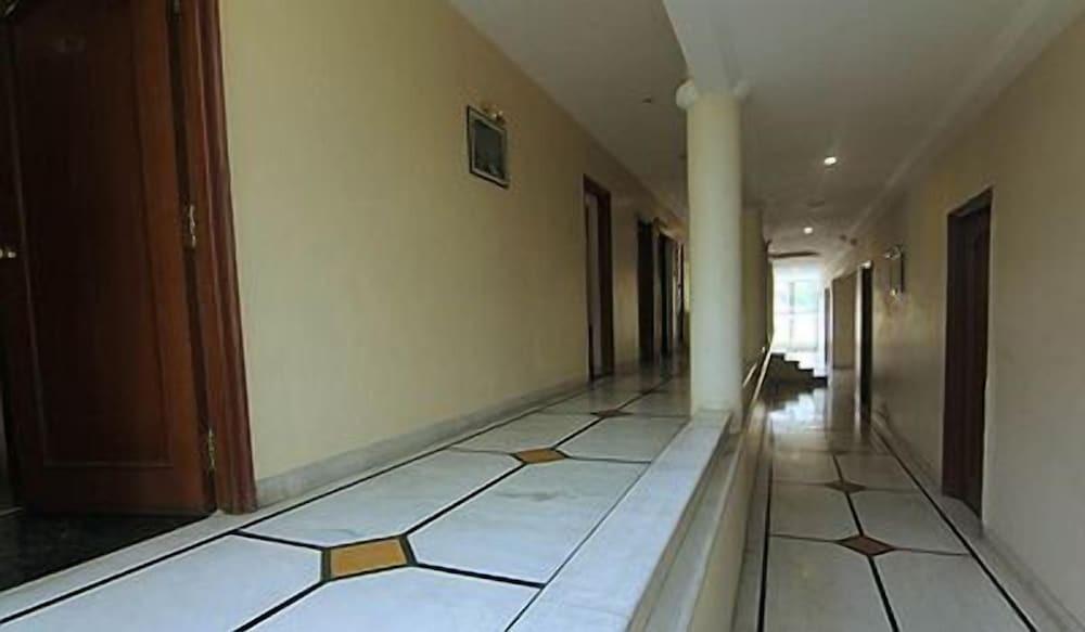 Лонавала: Hotel The Metropole