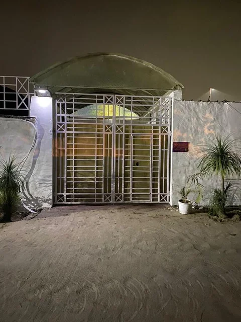 Нью-Дели: Milestone Hotel & Resort
