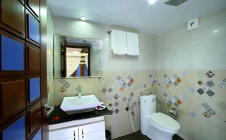 Аллеппи: Best Kerala Houseboat