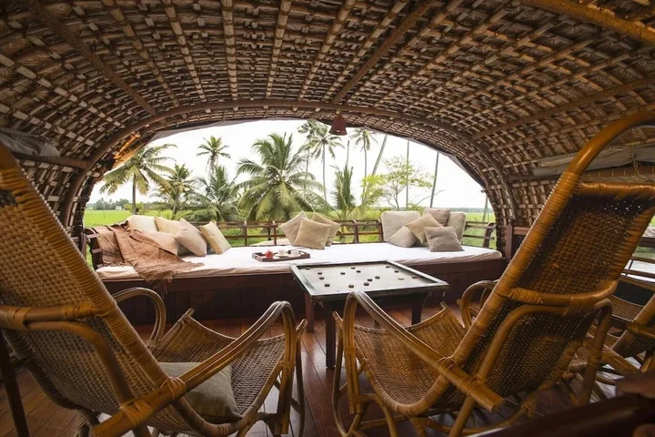 Аллеппи: Best Kerala Houseboat