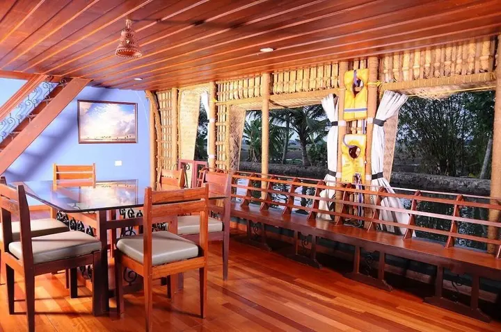 Аллеппи: Best Kerala Houseboat
