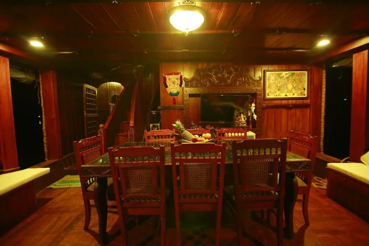 Аллеппи: Best Kerala Houseboat