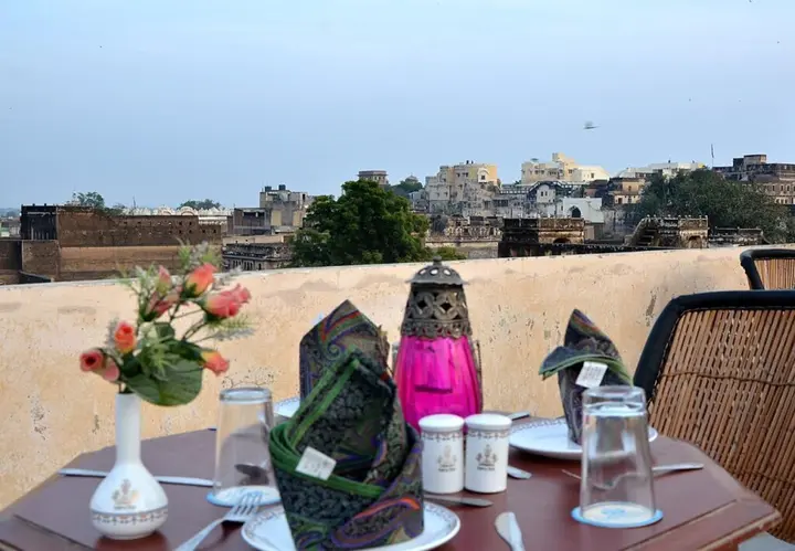 Навалгарх: Hotel Singhasan Haveli