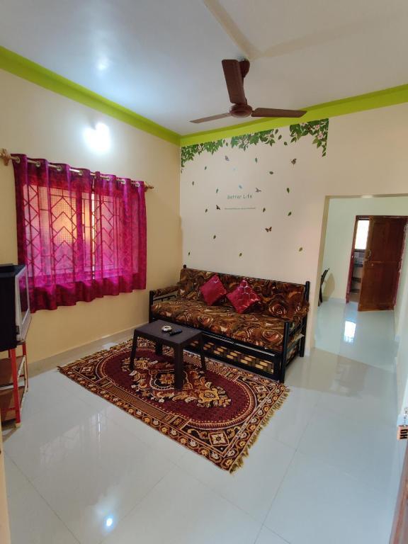 Анджуна: Shree Hari Guest House